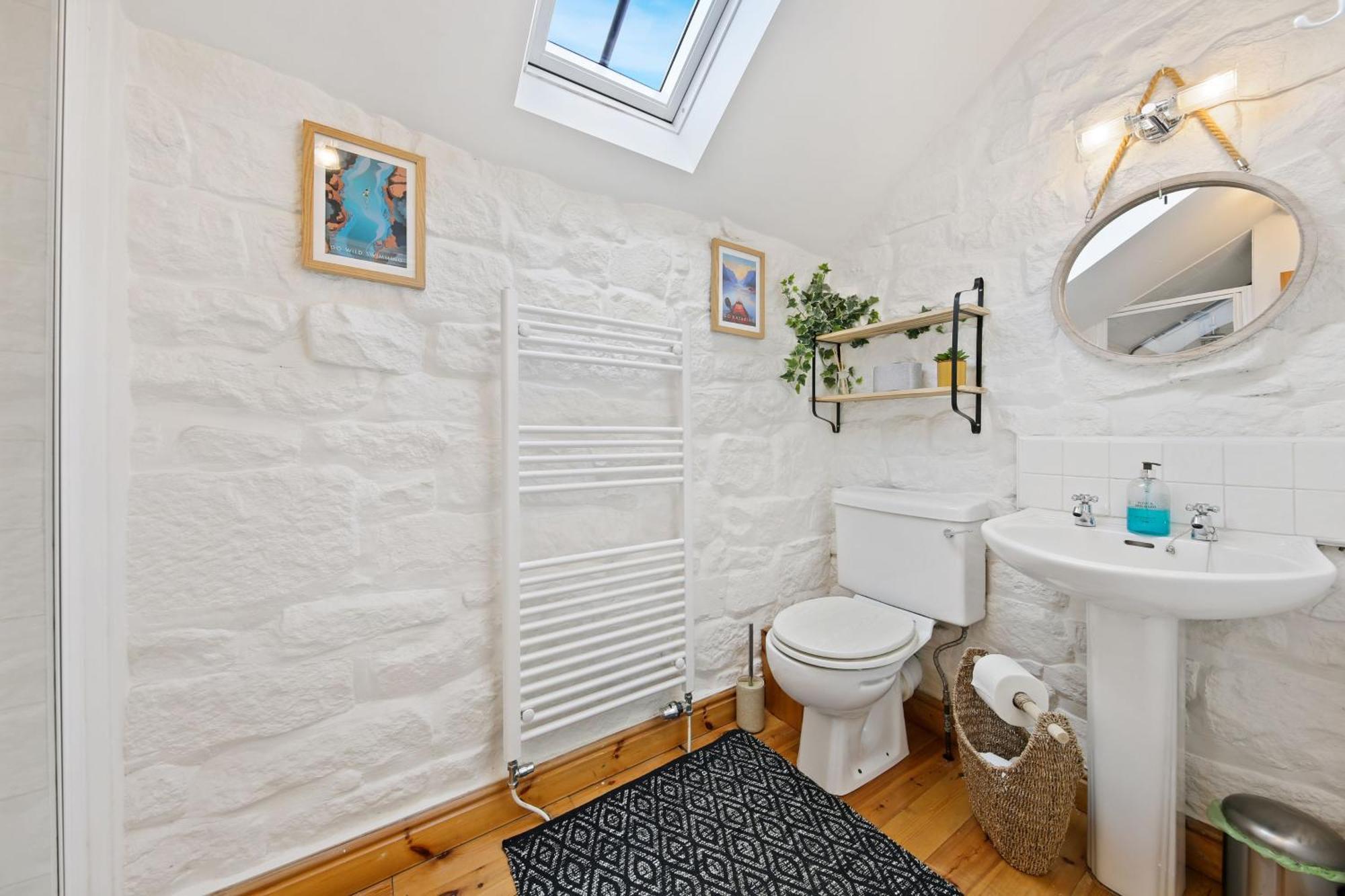 Host & Stay - Little Barn - Upper Hulme لييك المظهر الخارجي الصورة
